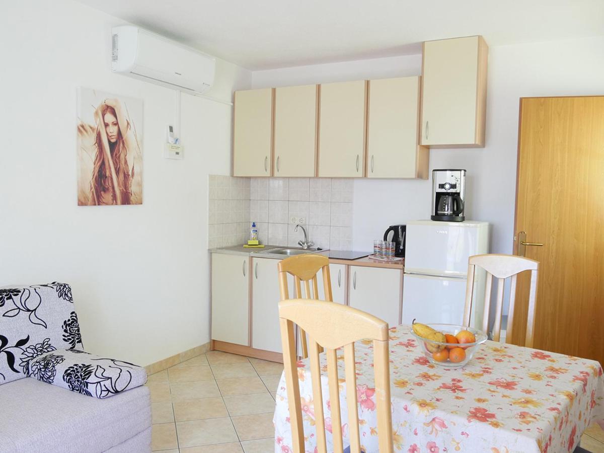 Apartments-Novalja-Zrce Buitenkant foto